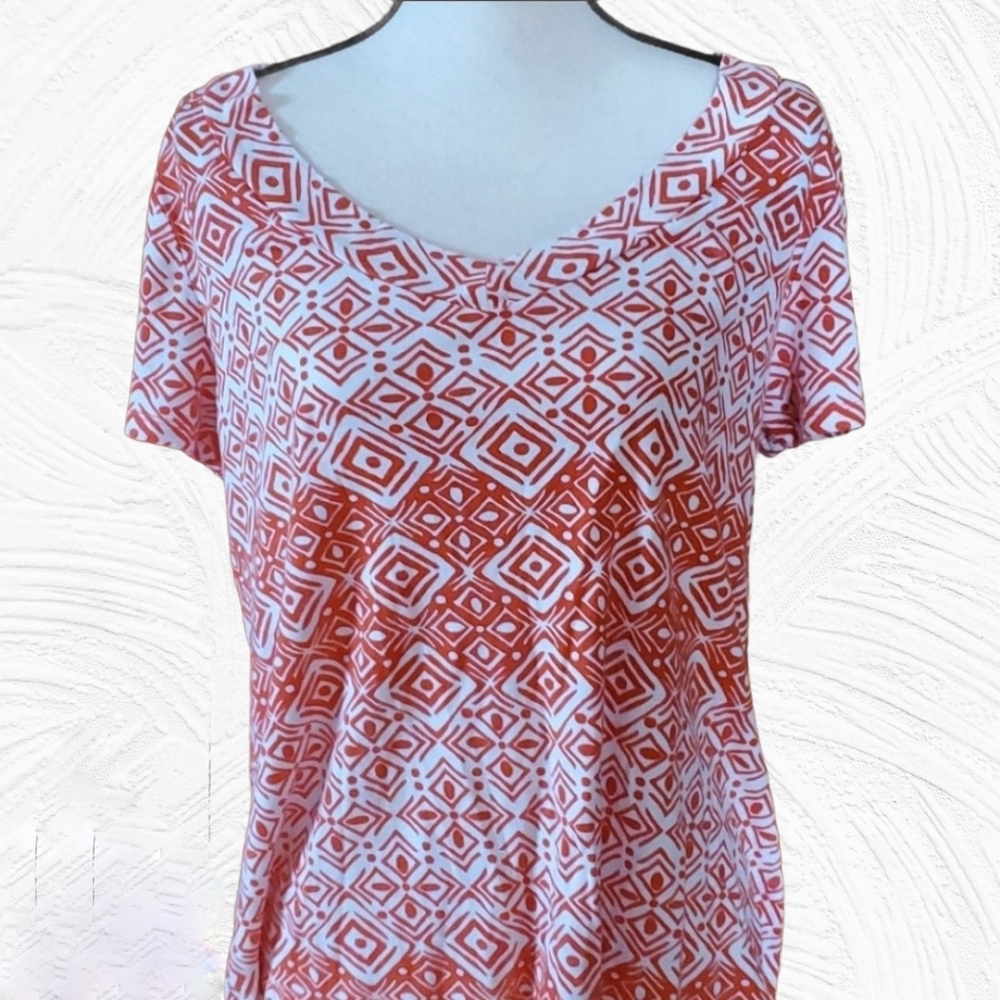🔥3 for$9🔥Nicole Miller V-neck Coral Top